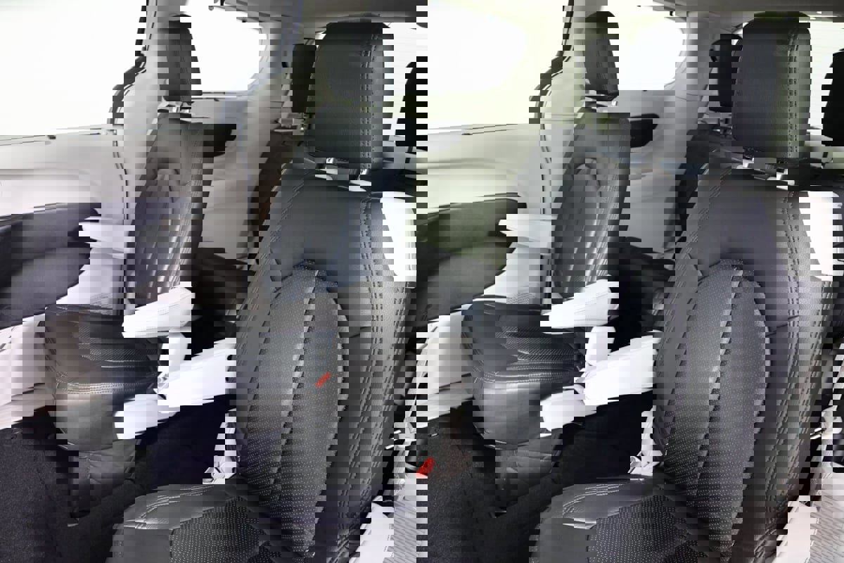 Used 2019 Chrysler Pacifica Limited w/ Tire & Wheel Group image 11