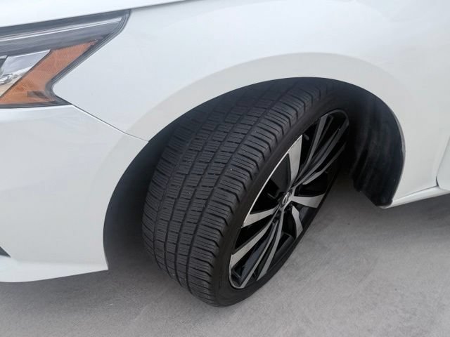 Used 2019 Nissan Altima 2.5 SR FWD image 34