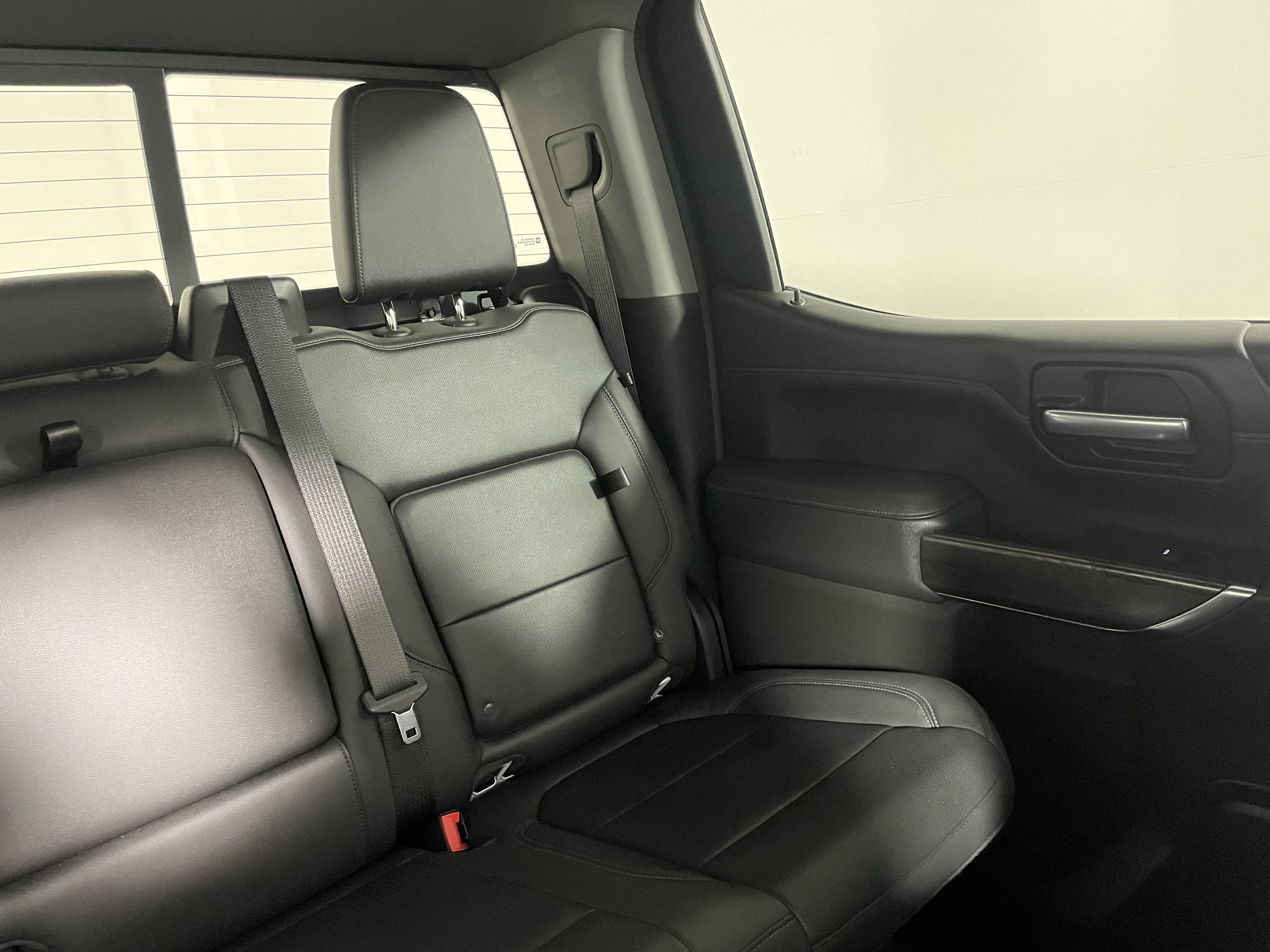 Used 2021 Chevrolet Silverado 1500 LTZ image 15