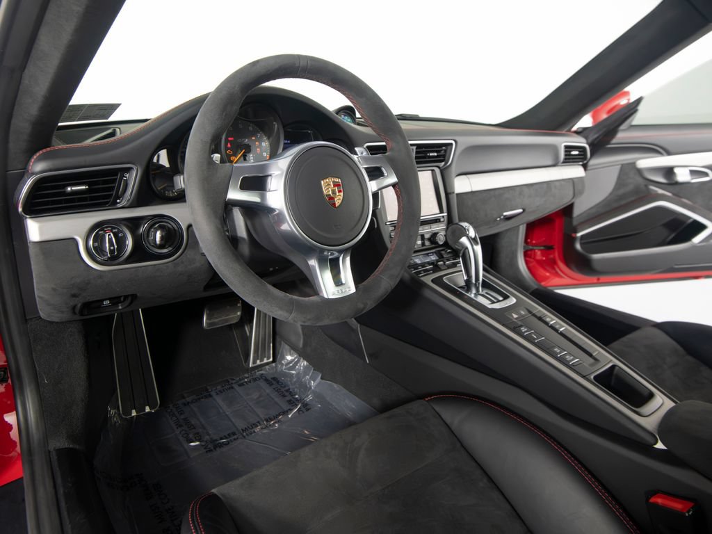 Certified 2015 Porsche 911 GT3 RWD image 4