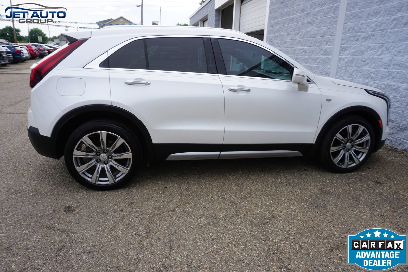 Used 2019 Cadillac XT4 Premium Luxury w/ Technology Package FWD image 12