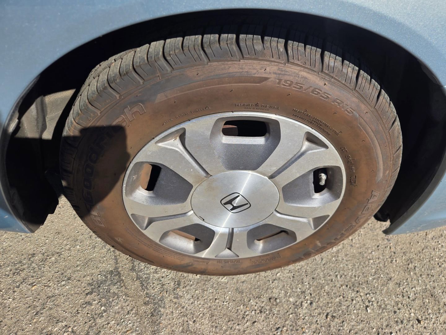 Used 2012 Honda Civic Hybrid Sedan image 30