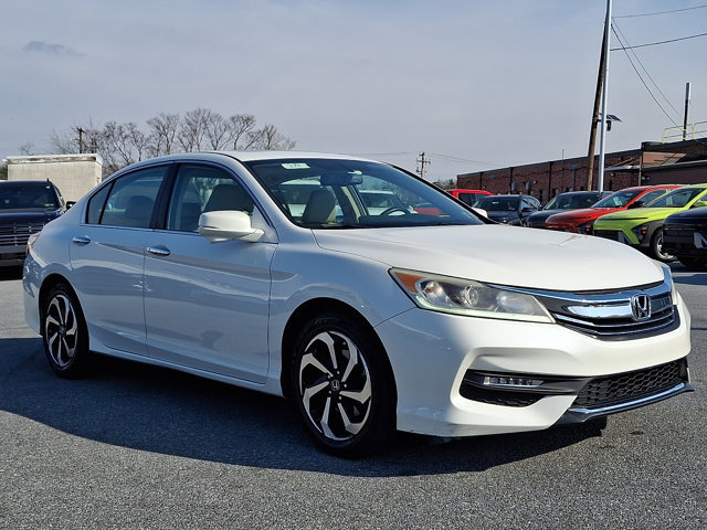 Used 2017 Honda Accord EX-L image 3