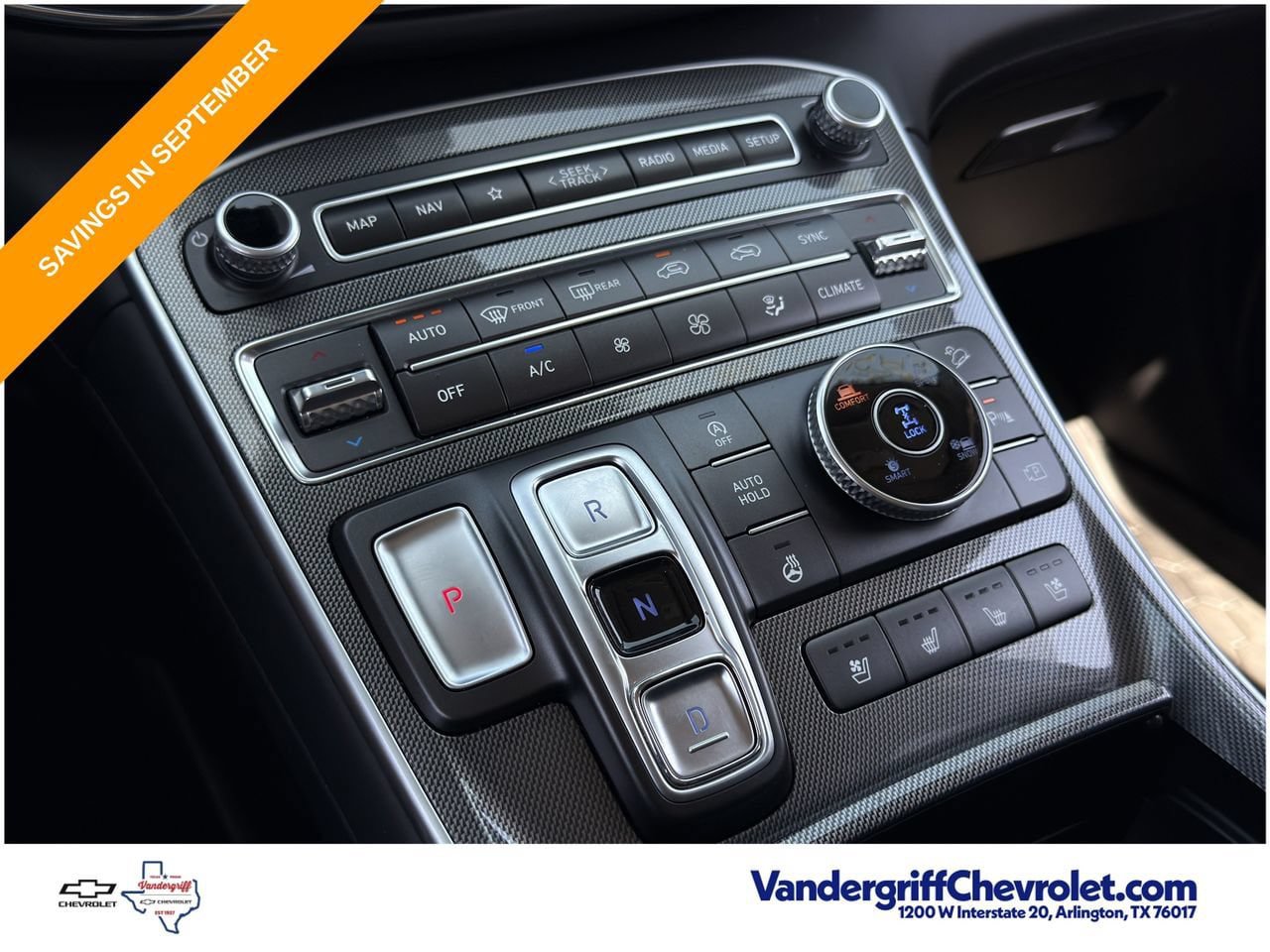 Used 2023 Hyundai Santa Fe Limited AWD/4WD image 17