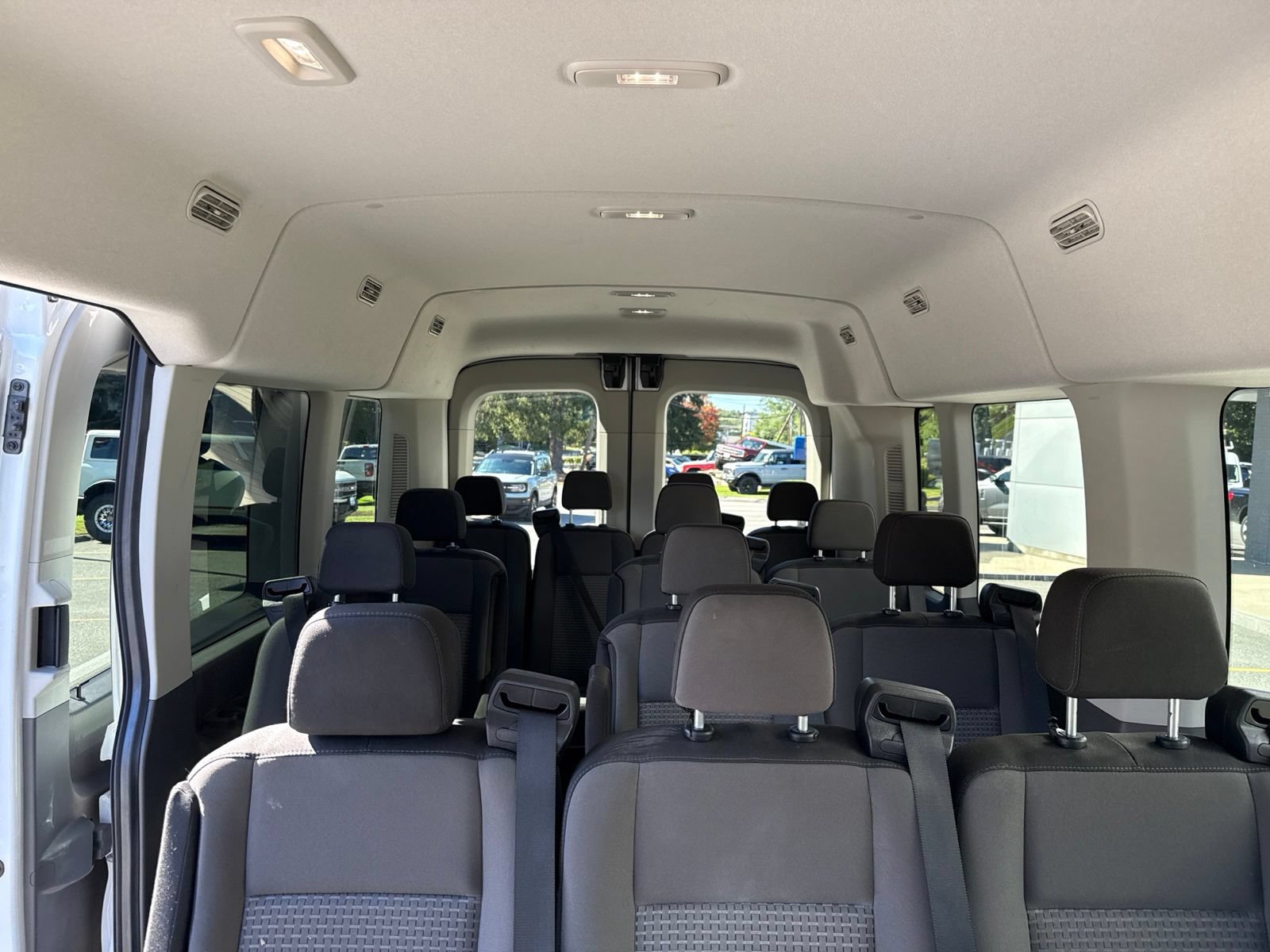 Used 2025 Ford Transit 350 XLT RWD image 8