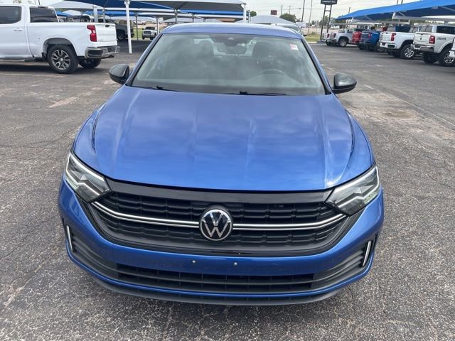 Used 2022 Volkswagen Jetta Sport FWD image 2