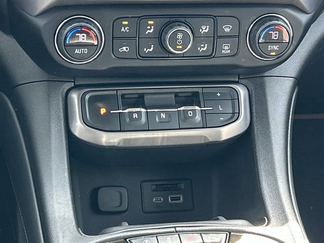 Used 2022 GMC Acadia AT4 w/ Preferred Package image 30