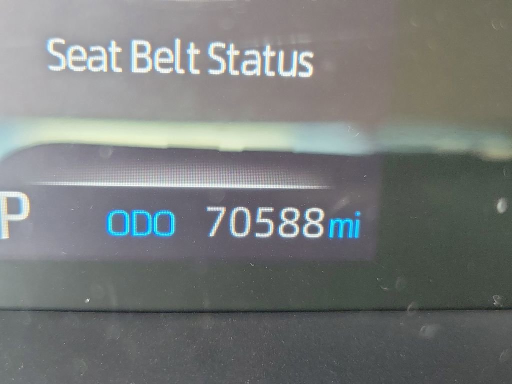 Used 2021 Toyota Highlander LE image 34