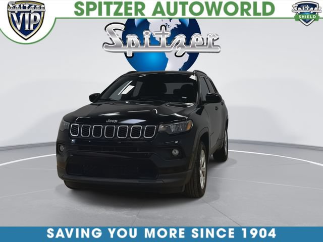 Used 2024 Jeep Compass Latitude AWD/4WD image 4