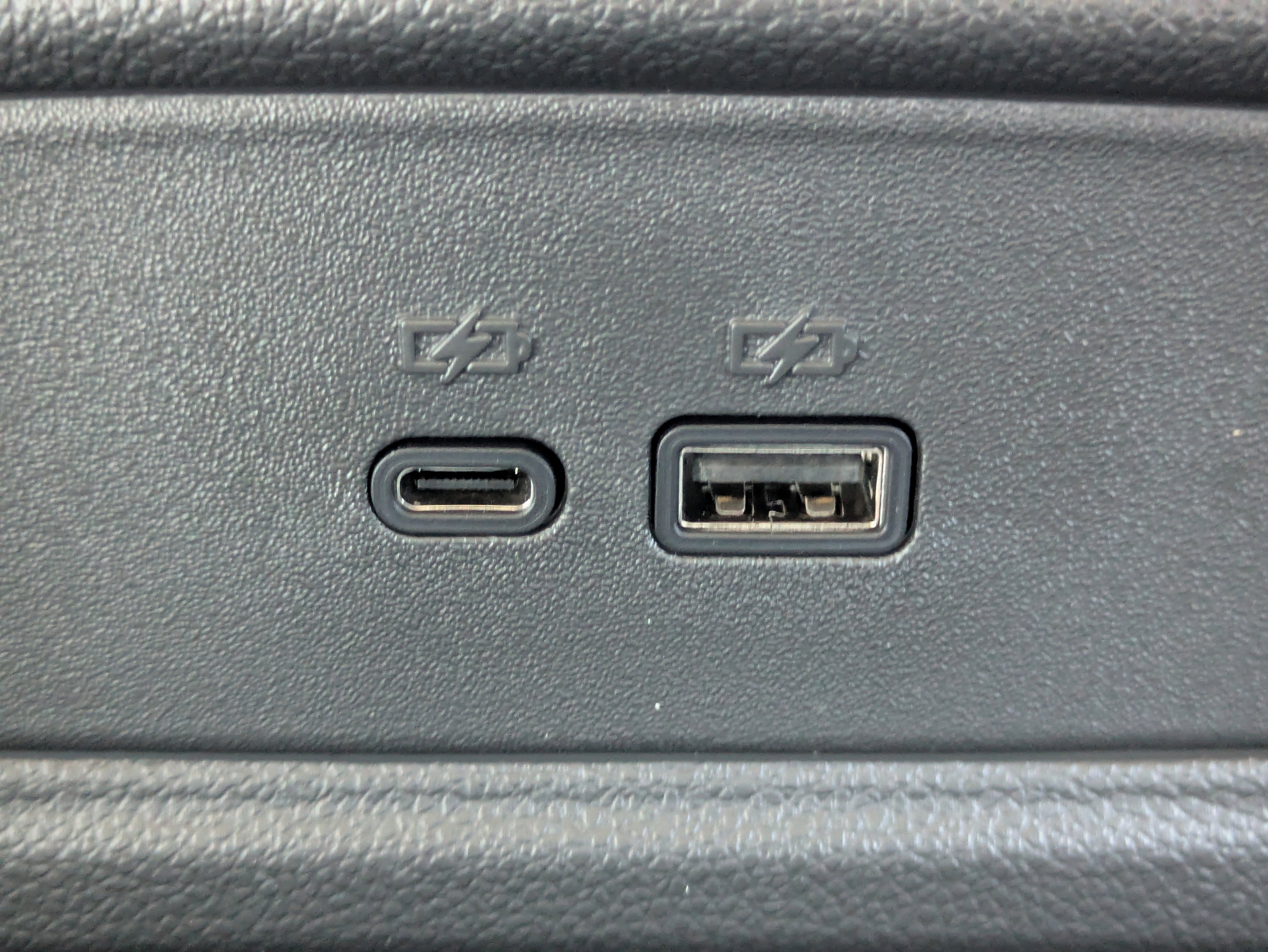 New 2025 Chevrolet Trax LT w/ Driver Confidence Package image 9