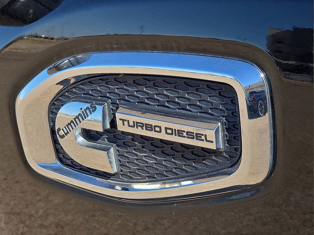 Used 2018 Nissan Titan PRO-4X image 9