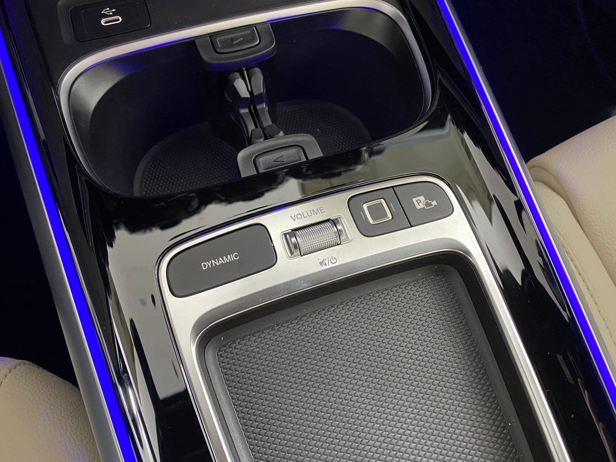 New 2025 Mercedes-Benz GLB 250 4MATIC image 26