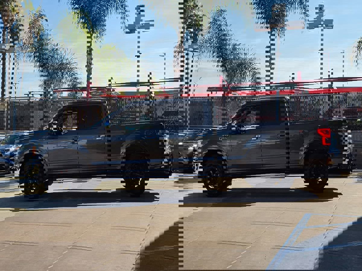 Used 2019 Ford F150 Lariat image 10