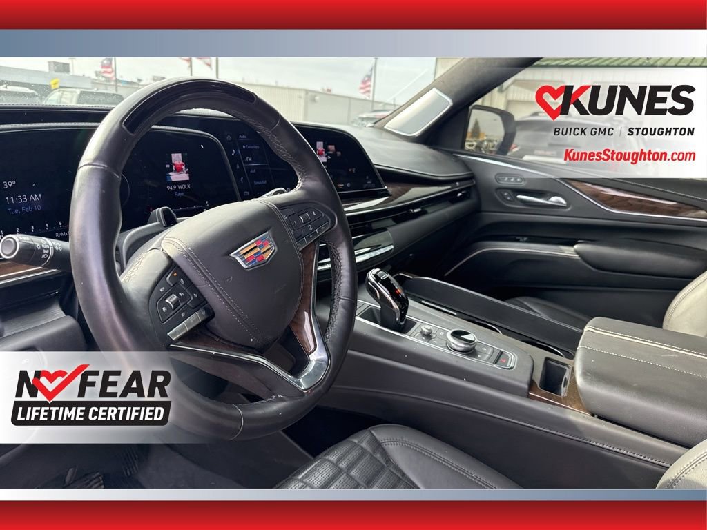 Used 2024 Cadillac Escalade ESV Sport Platinum w/ LPO, ONYX Package image 23
