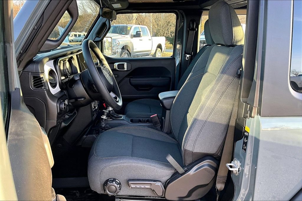 New 2026 Jeep Wrangler Sport AWD/4WD image 9