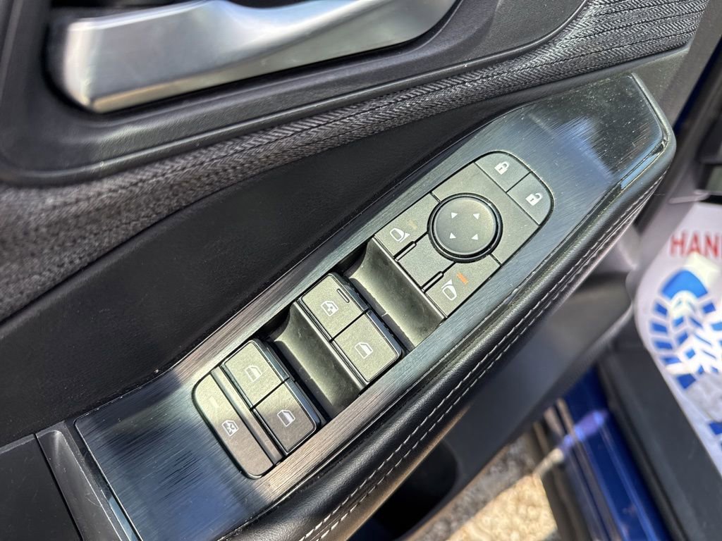 Used 2023 Nissan Rogue SV FWD image 11