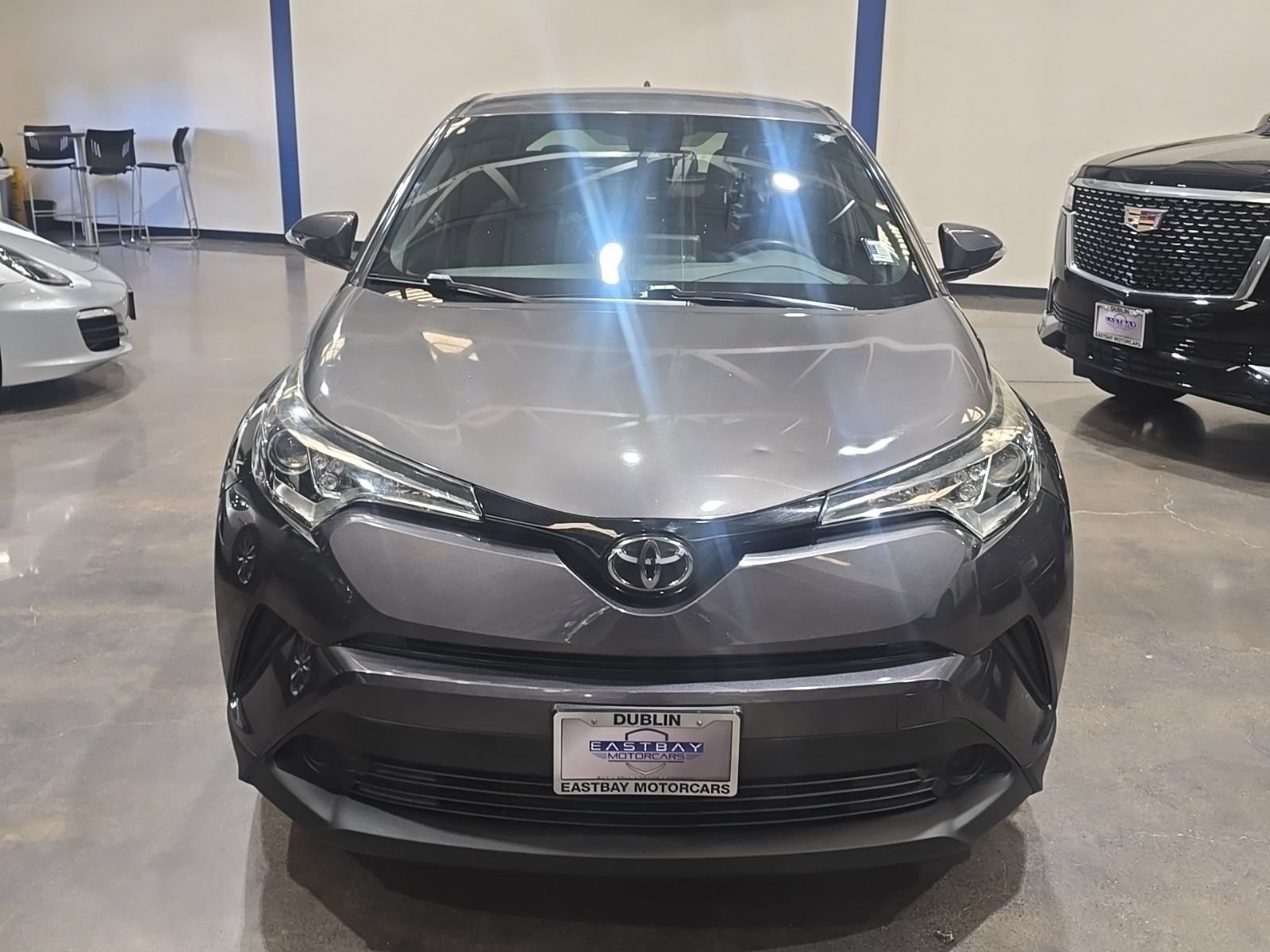 Used 2019 Toyota C-HR LE FWD image 4