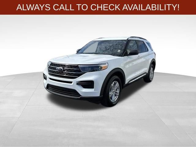 Used 2022 Ford Explorer XLT AWD/4WD image 3