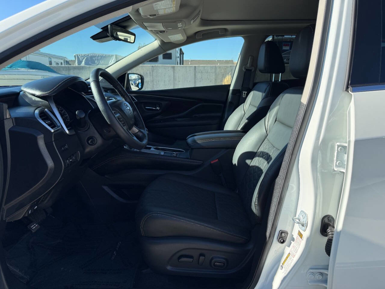 Used 2024 Nissan Murano Platinum w/ Cargo Package image 17