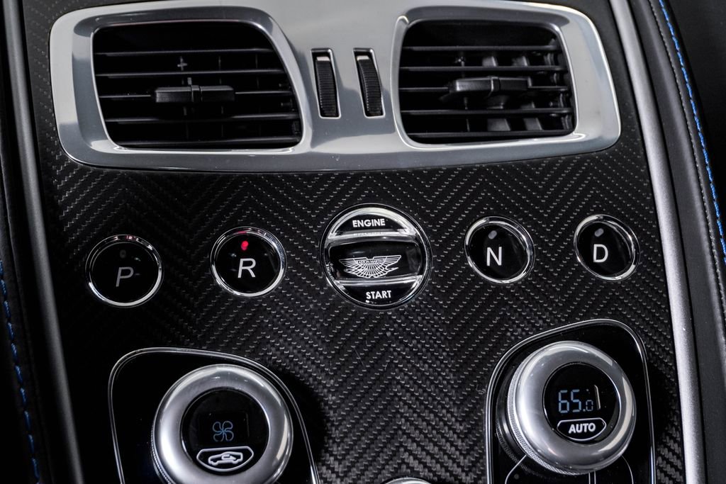 Used 2014 Aston Martin Vanquish Coupe image 30