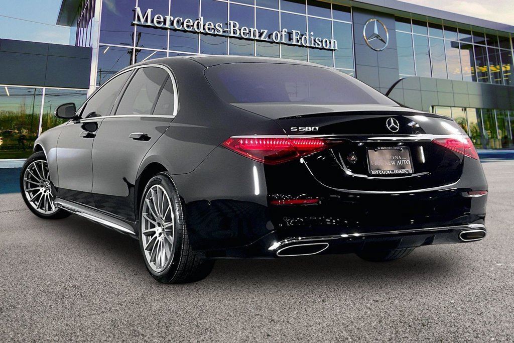 Certified 2021 Mercedes-Benz S 580 4MATIC Sedan image 2