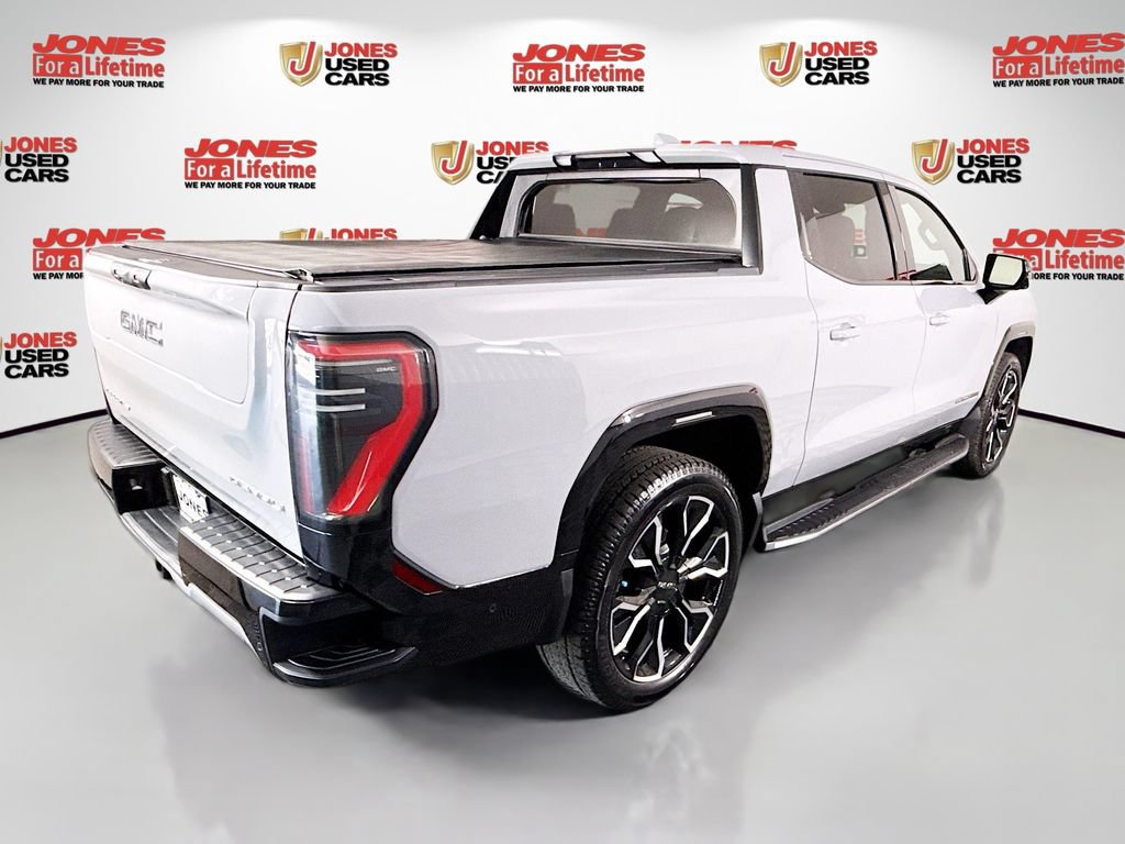 Used 2024 GMC Sierra EV Denali AWD/4WD image 17