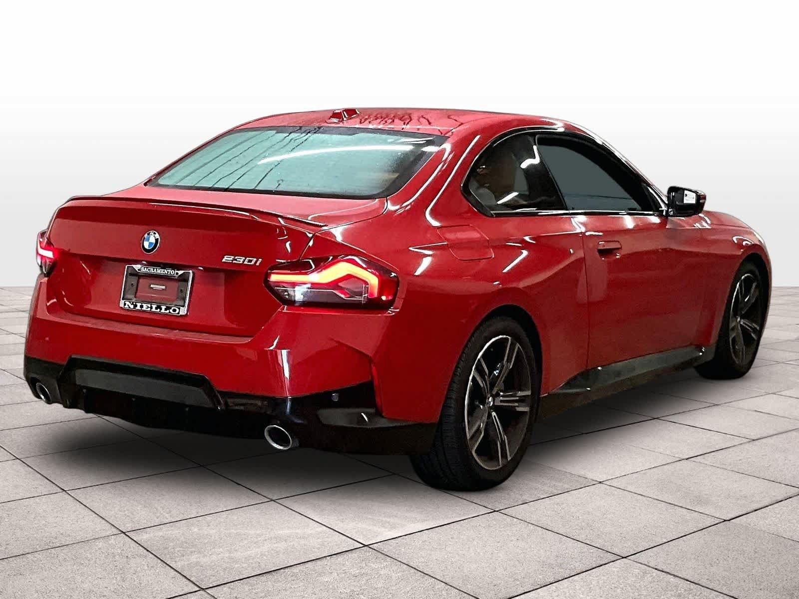 Used 2023 BMW 230i Coupe w/ M Sport Package RWD image 15