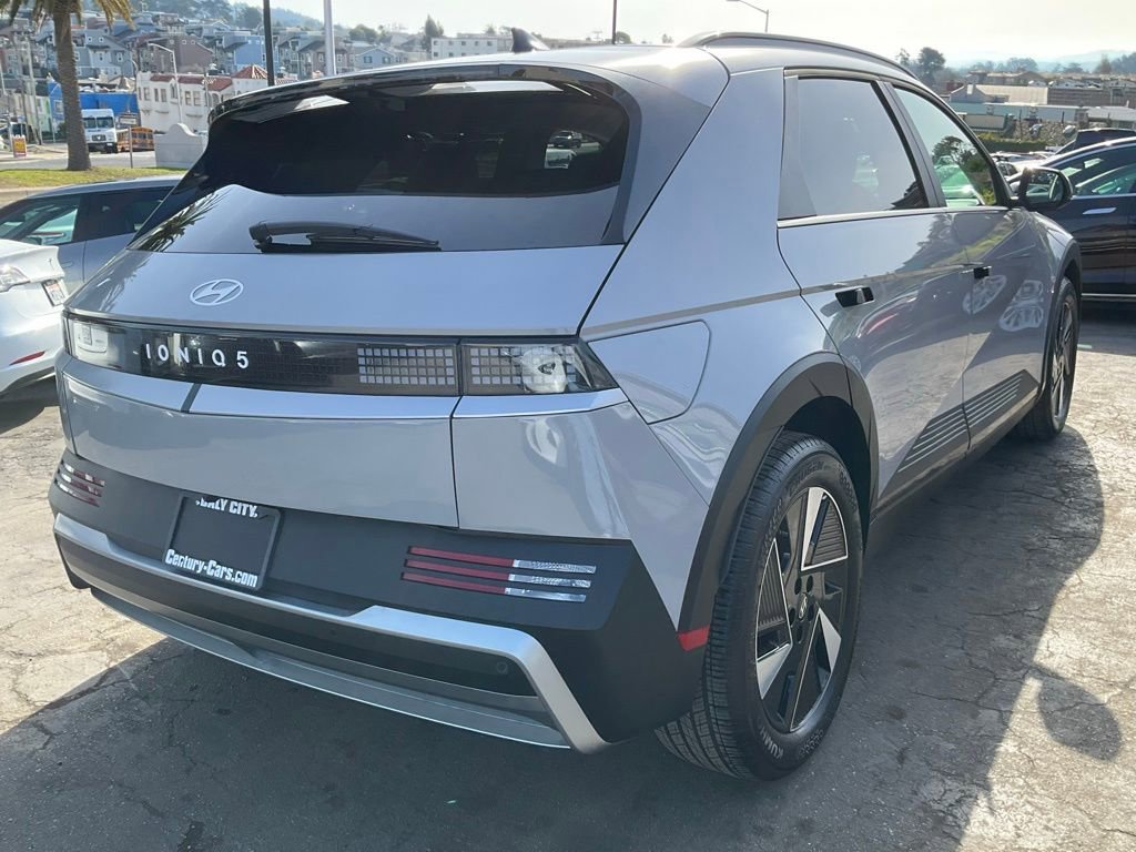 Used 2025 Hyundai Ioniq 5 SEL image 75
