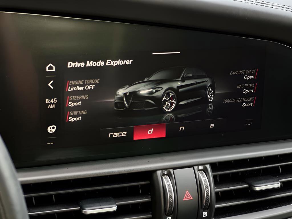 Used 2023 Alfa Romeo Giulia Quadrifoglio w/ Active Assist Plus Package image 14