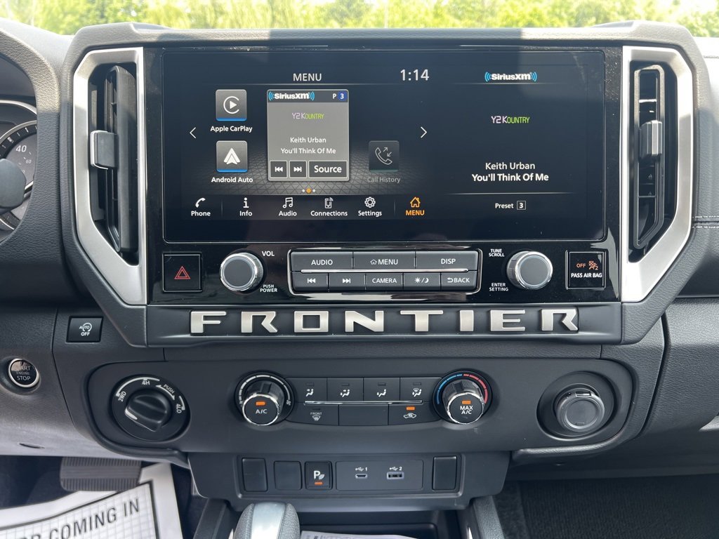 Used 2025 Nissan Frontier SV image 14