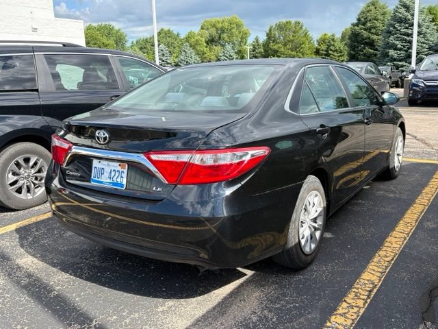 Used 2015 Toyota Camry LE FWD image 4