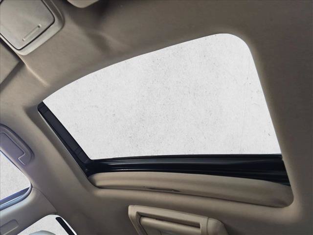 Used 2016 Honda Pilot Touring image 13