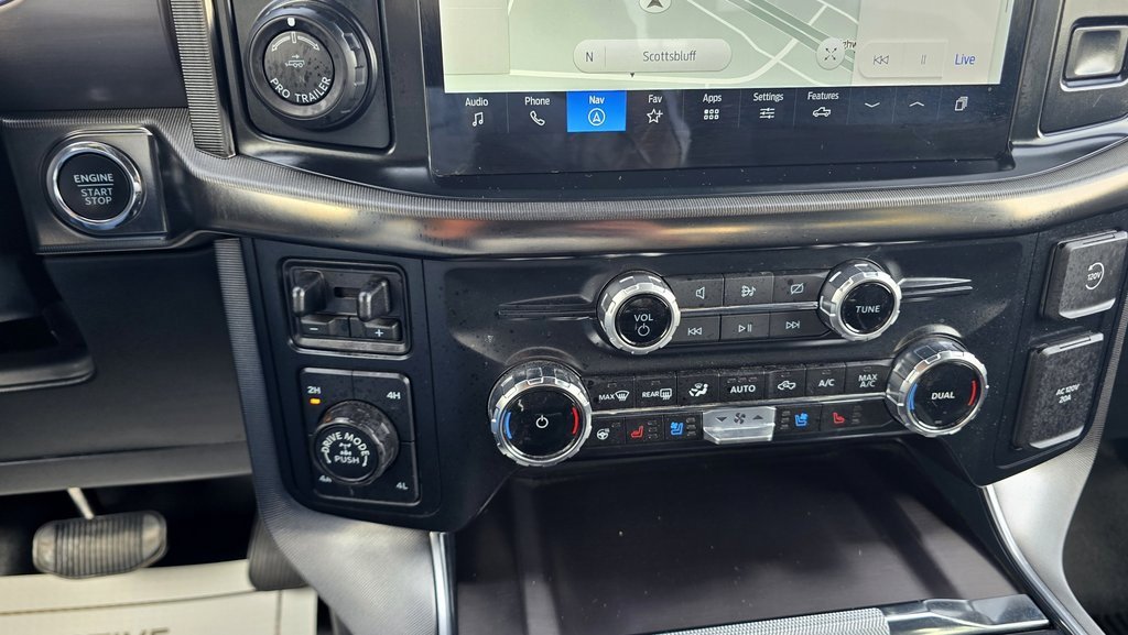 Used 2024 Ford F150 Platinum image 28