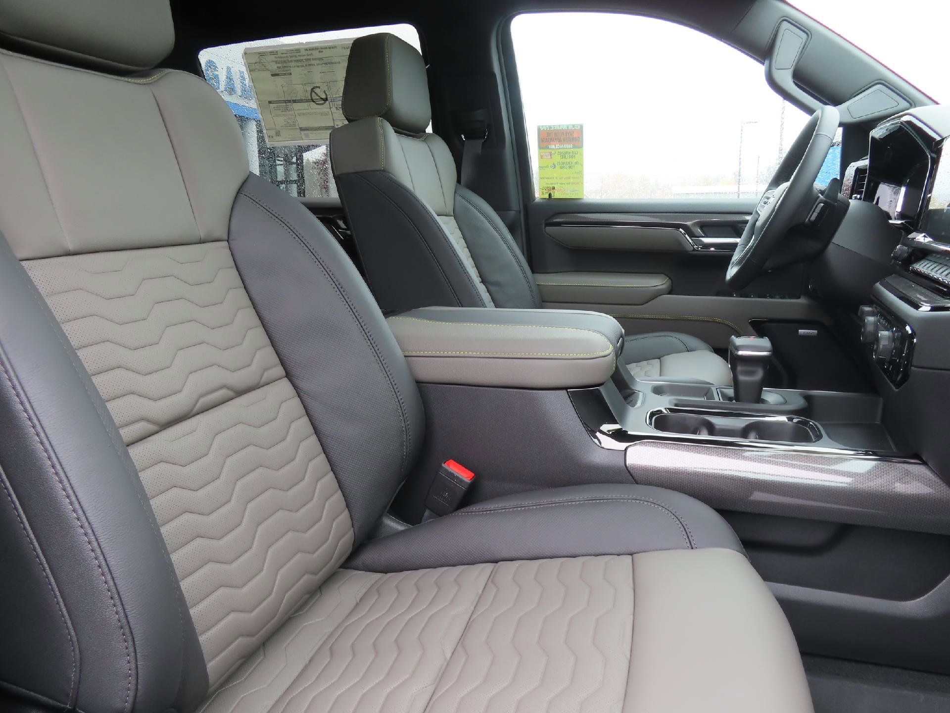 New 2026 Chevrolet Silverado 1500 ZR2 w/ Dark Appearance Package image 43