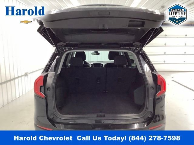 Used 2024 GMC Terrain SLE image 5