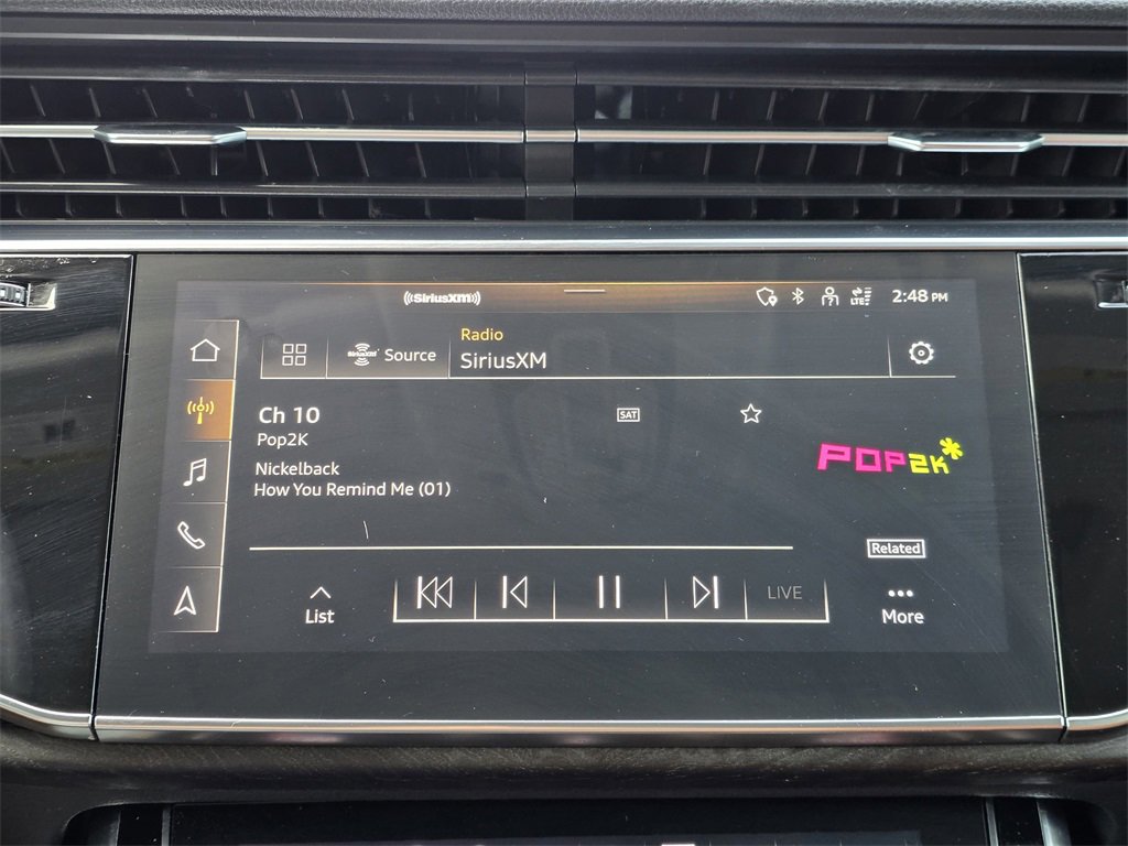 Used 2022 Audi Q8 Premium image 13