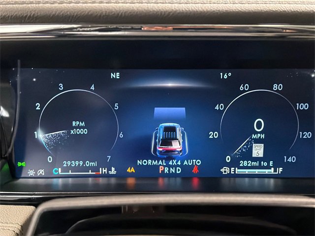 Used 2023 Lincoln Navigator Reserve image 27