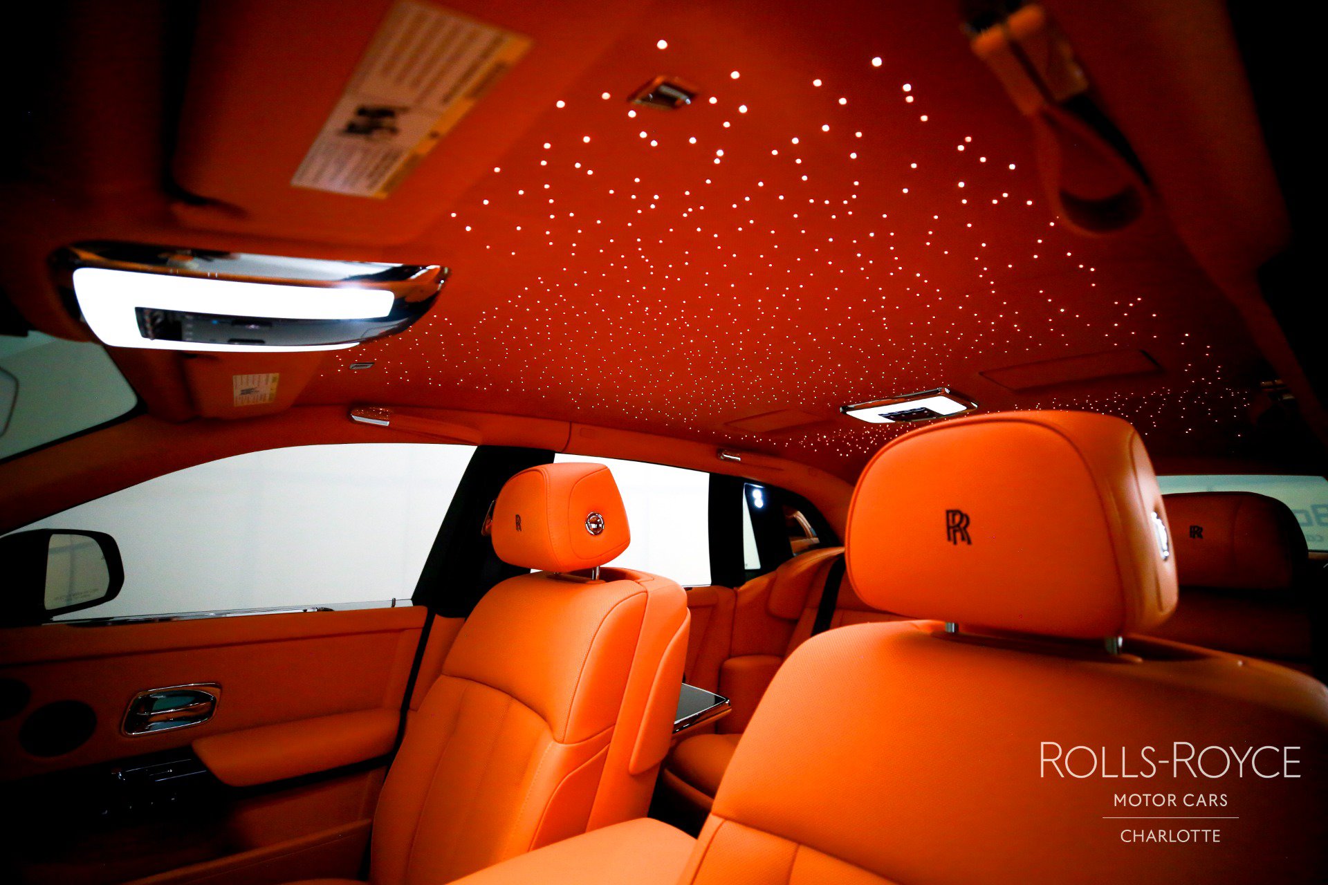 New 2027 Rolls-Royce Phantom Sedan RWD image 12