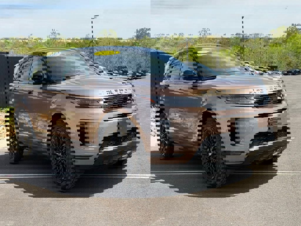 Used 2024 Land Rover Range Rover Evoque S image 4