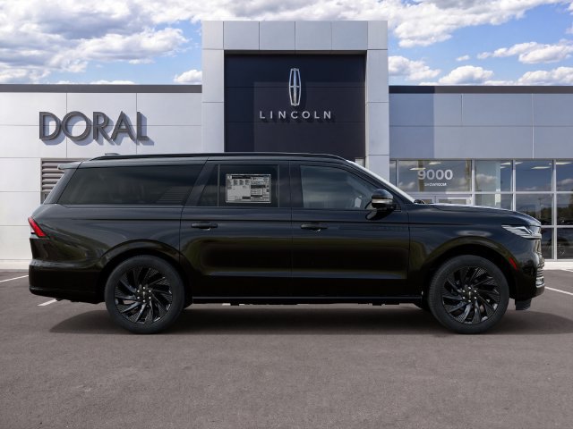New 2027 Lincoln Navigator L Reserve w/ Jet Appearance Package RWD image 5