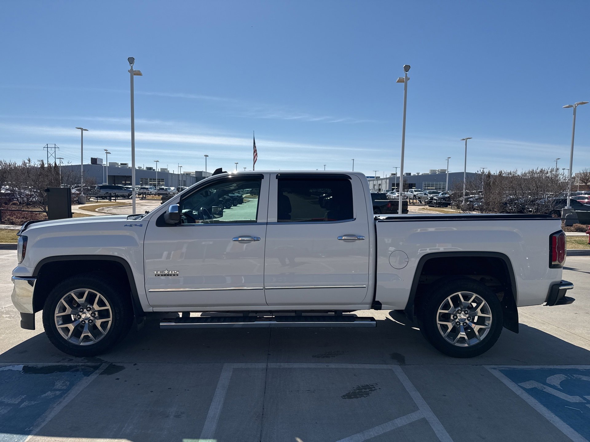Used 2018 GMC Sierra 1500 SLT w/ Texas SLT Premium Package image 4