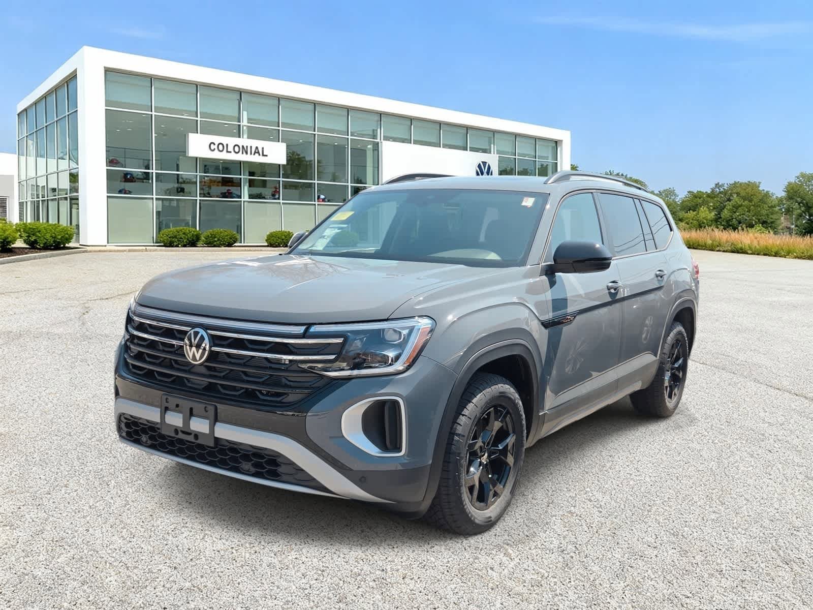 New 2026 Volkswagen Atlas Peak Edition