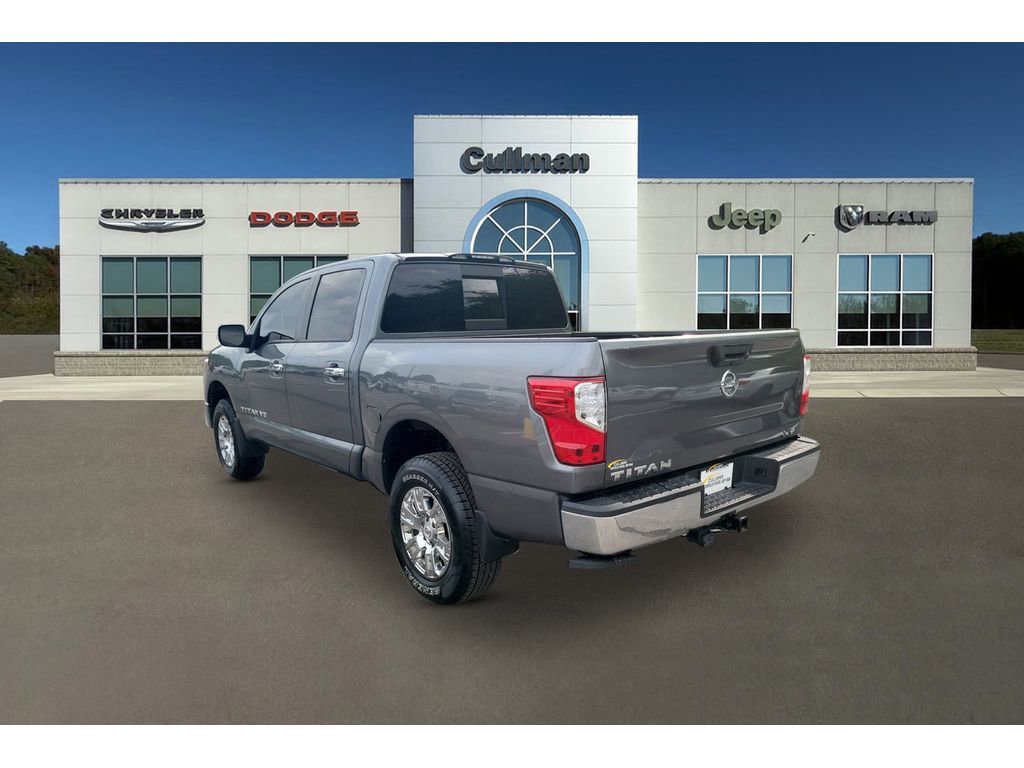 Used 2018 Nissan Titan SV RWD image 5