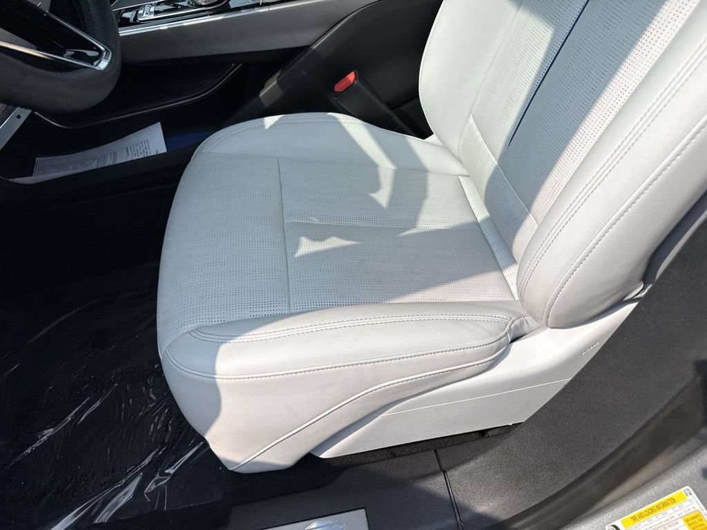 Certified 2024 Cadillac Lyriq Sport AWD/4WD image 30