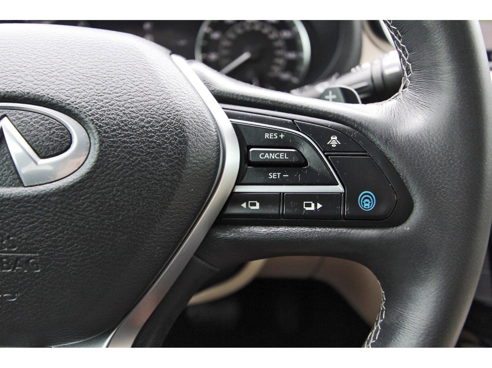 Used 2021 INFINITI QX50 Essential FWD image 19