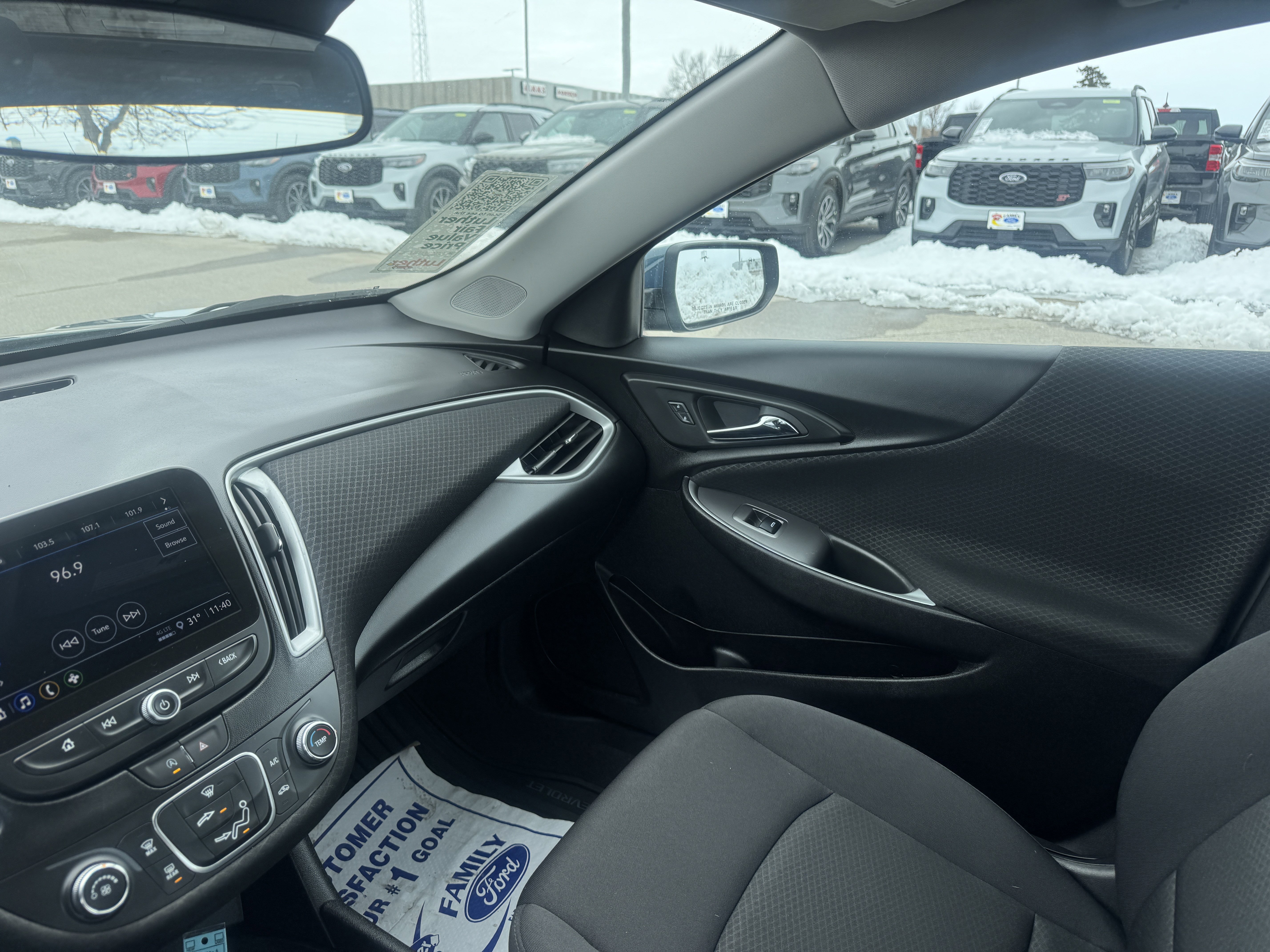 Used 2025 Chevrolet Malibu LS FWD image 11