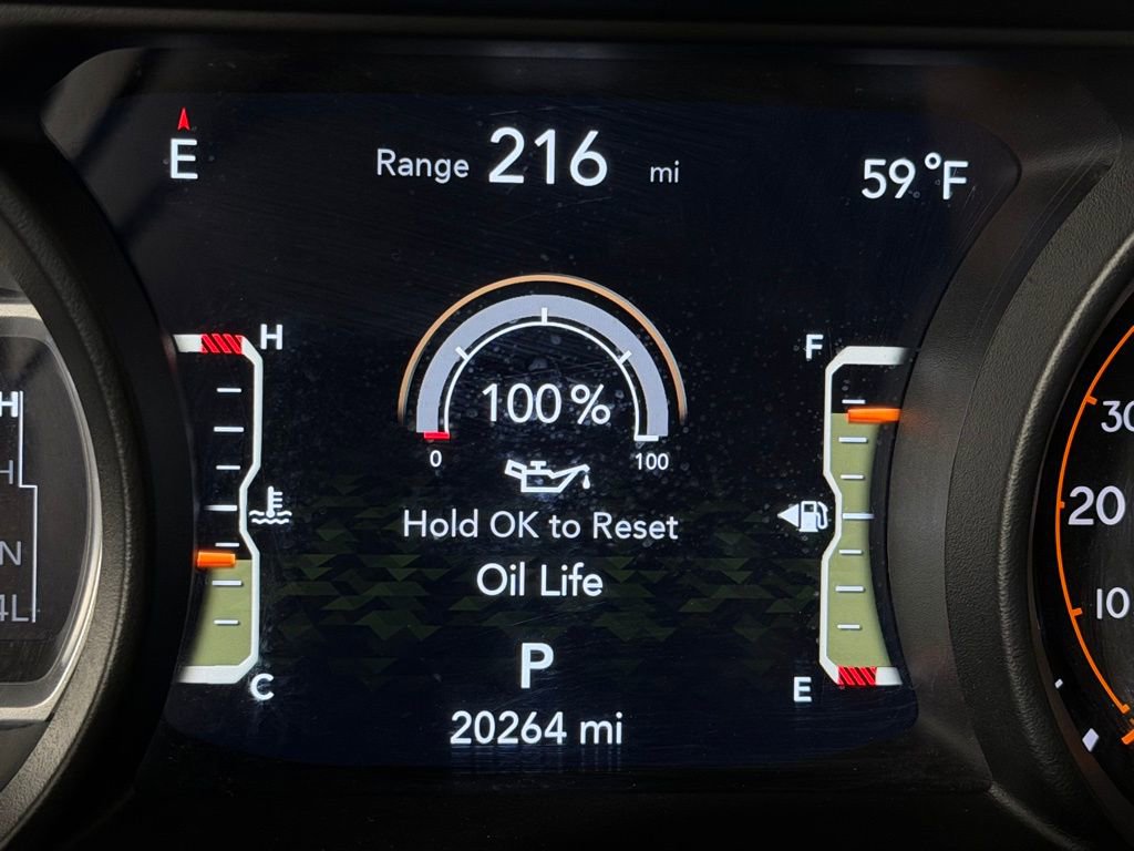 Used 2025 Jeep Wrangler Unlimited Rubicon AWD/4WD image 16