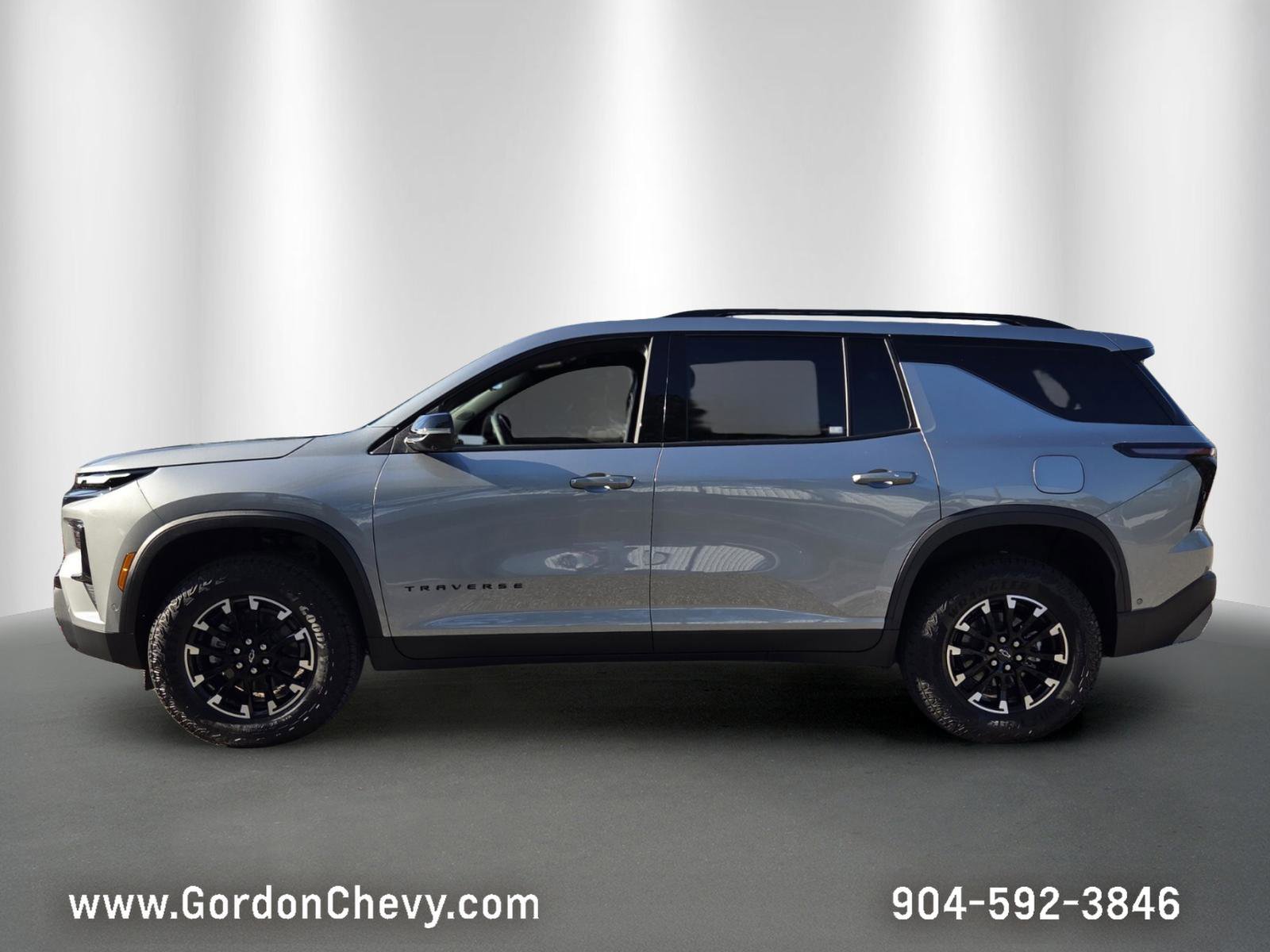 New 2026 Chevrolet Traverse Z71 w/ Enhanced Driving Package AWD/4WD image 2
