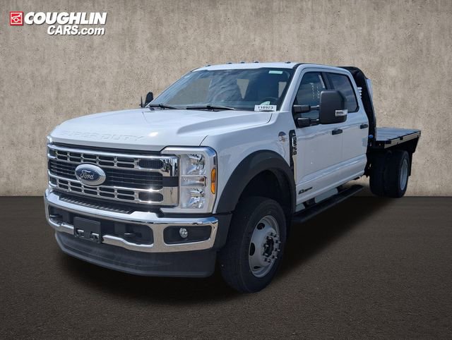 New 2026 Ford F550 4x4 Crew Cab image 3