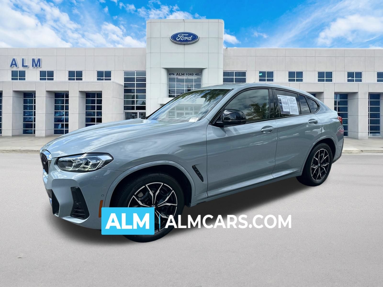 Used 2024 BMW X4 M40i AWD/4WD video 1